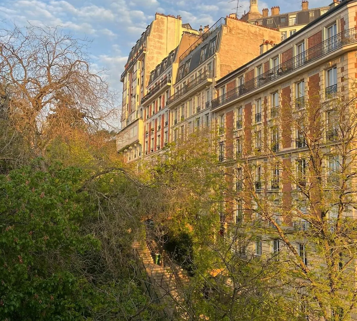 Bel Appartement Lumineux Sur La Butte Montmartre Paris 0*,