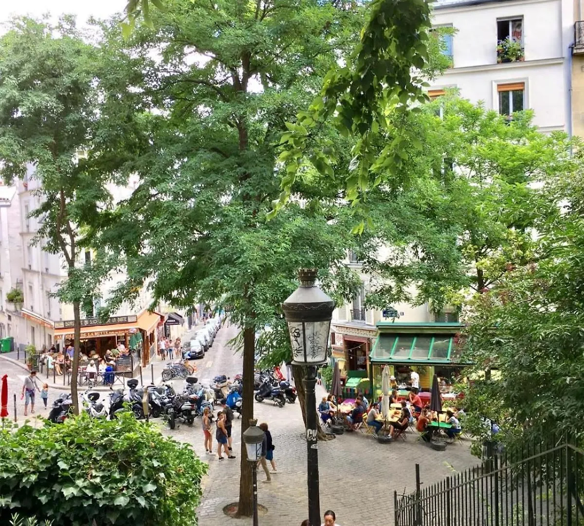 Bel Appartement Lumineux Sur La Butte Montmartre Paris