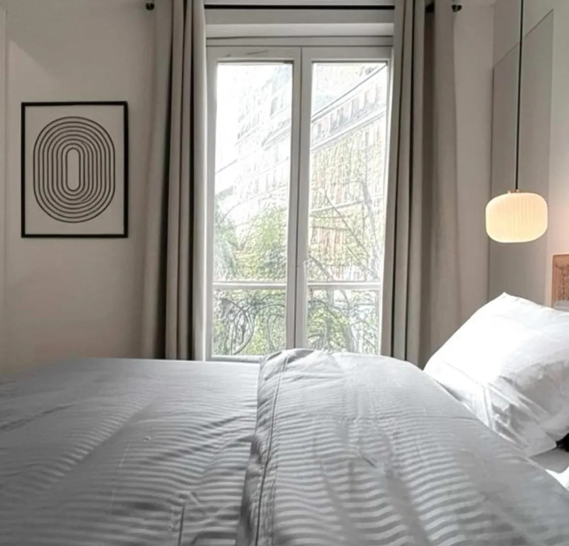 Bel Appartement Lumineux Sur La Butte Montmartre Paris