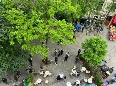 Bel Appartement Lumineux Sur La Butte Montmartre Paris Apartment